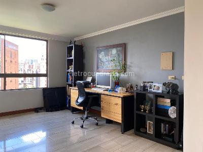 Apartamento de 3 alcobas en venta en El Poblado, Medellín, 167 m² · foto 9 de 20
