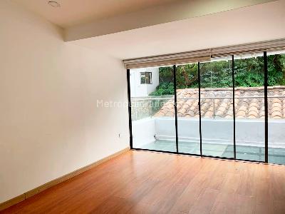 Casa en arriendo en El Poblado, Medellín · foto 10 de 18