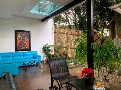 Casa en arriendo en El Poblado, Medellín · foto 17 de 18
