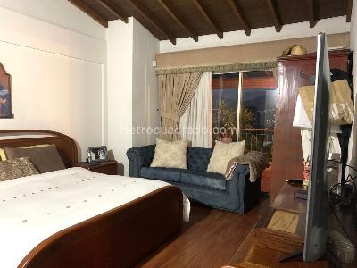 Casa de 3 alcobas en venta en Envigado, Envigado, 232 m² · foto 11 de 20