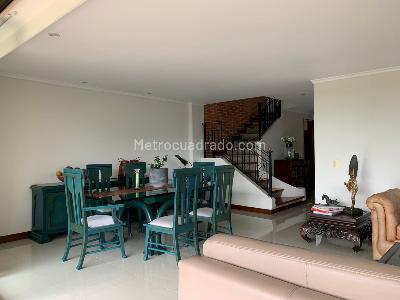 Casa de 3 alcobas en venta en Envigado, Envigado, 232 m² · foto 5 de 20