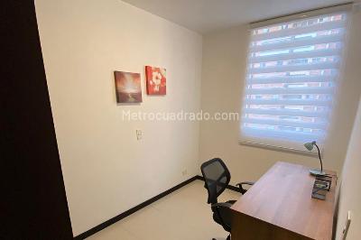 Apartamento de 3 alcobas en arriendo en Villa Carlota, Medellín, 68 m² · foto 12 de 15