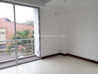 Casa de 3 alcobas en venta en Envigado, Envigado, 253 m² · foto 12 de 19