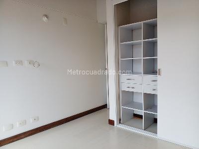 Casa de 3 alcobas en venta en Envigado, Envigado, 253 m² · foto 15 de 19