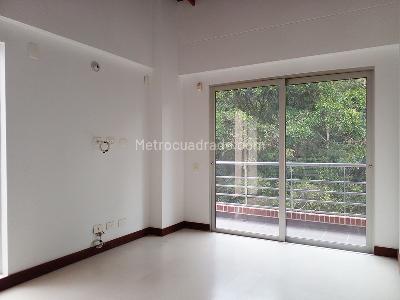 Casa de 3 alcobas en venta en Envigado, Envigado, 253 m² · foto 6 de 19