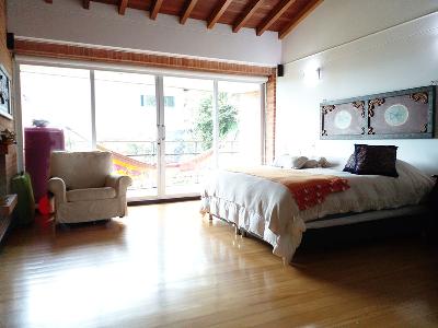 Casa de 3 alcobas en venta en El Poblado, Medellín, 390 m² · foto 13 de 20