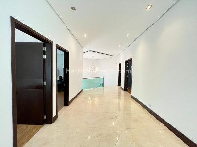 Casa de 5 alcobas en venta en El Poblado, Medellín, 1150 m² · foto 7 de 18