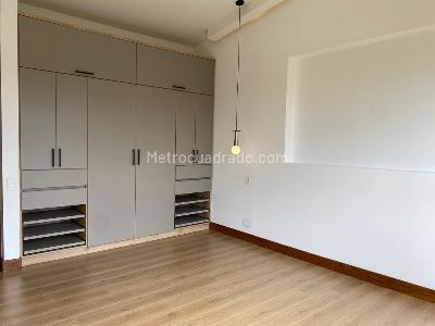 Casa de 4 alcobas en venta en Rionegro, Rionegro, 410 m² · foto 12 de 20
