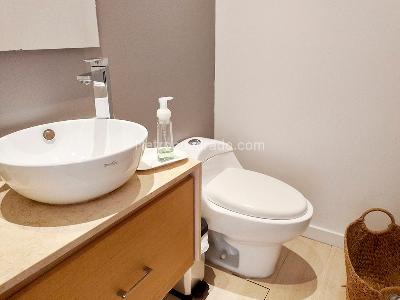 Apartamento de 2 alcobas en venta en El Poblado, Medellín, 130 m² · foto 15 de 16