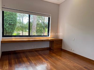 Casa de 3 alcobas en venta en Rionegro, Rionegro, 380 m² · foto 10 de 18