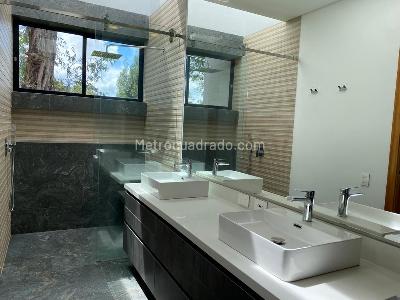 Casa de 3 alcobas en venta en Rionegro, Rionegro, 380 m² · foto 13 de 18