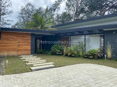 Casa de 3 alcobas en venta en Rionegro, Rionegro, 380 m² · foto 18 de 18