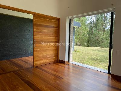 Casa de 3 alcobas en venta en Rionegro, Rionegro, 380 m² · foto 5 de 18