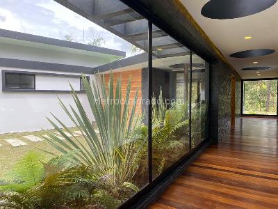 Casa de 3 alcobas en venta en Rionegro, Rionegro, 380 m² · foto 7 de 18
