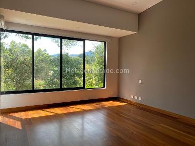 Casa de 3 alcobas en venta en Rionegro, Rionegro, 380 m² · foto 9 de 18