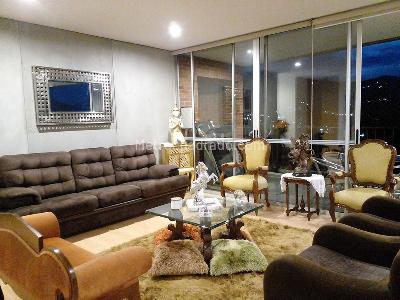 Apartamento en venta en El Poblado, Medellín · foto 2 de 16
