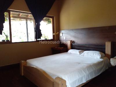 Casa de 3 alcobas en venta en Envigado, Envigado, 400 m² · foto 12 de 20