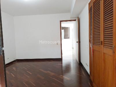 Apartamento de 3 alcobas en venta en El Poblado, Medellín, 168 m² · foto 10 de 14