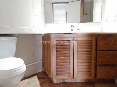Apartamento de 3 alcobas en venta en El Poblado, Medellín, 168 m² · foto 11 de 14