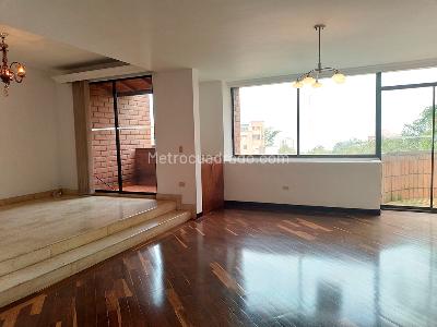 Apartamento de 3 alcobas en venta en El Poblado, Medellín, 168 m² · foto 2 de 14