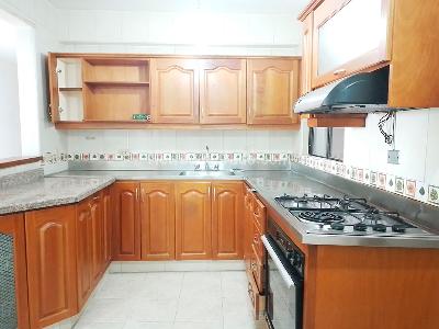 Apartamento de 3 alcobas en venta en El Poblado, Medellín, 168 m² · foto 6 de 14