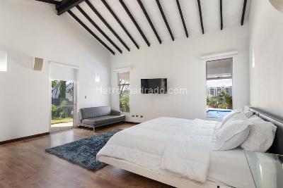 Casa de 5 alcobas en arriendo en Envigado, Envigado, 485 m² · foto 6 de 19