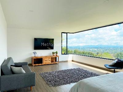 Casa de 3 alcobas en venta en Rionegro, Rionegro, 450 m² · foto 11 de 18