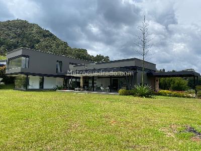 Casa de 3 alcobas en venta en Rionegro, Rionegro, 450 m² · foto 18 de 18