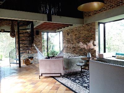 Casa de 3 alcobas en venta en Envigado, Envigado, 480 m² · foto 2 de 20