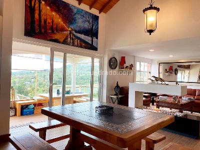 Casa en venta en Envigado, Envigado · foto 4 de 18