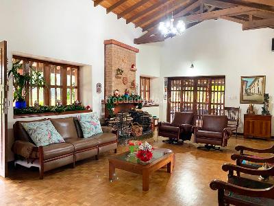 Casa de 5 alcobas en venta en Rionegro, Rionegro, 520 m² · foto 2 de 20