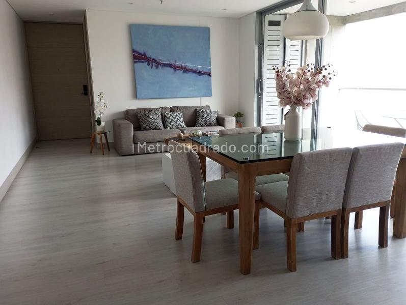 Apartamento Amoblado de 3 Alcobas en El Poblado - 3