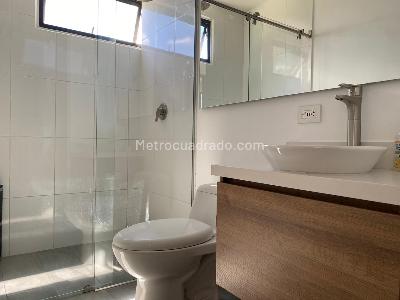 Casa de 3 alcobas en venta en Envigado, Envigado, 300 m² · foto 14 de 20