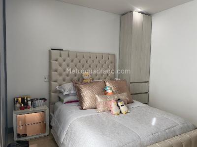 Apartamento de 3 alcobas en venta en El Poblado, Medellín, 150 m² · foto 14 de 19