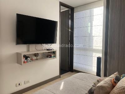 Apartamento de 3 alcobas en venta en El Poblado, Medellín, 150 m² · foto 15 de 19
