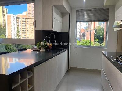 Apartamento de 3 alcobas en venta en El Poblado, Medellín, 150 m² · foto 8 de 19