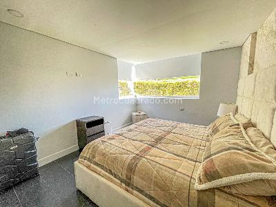 Casa de 4 alcobas en arriendo en Envigado, Envigado, 400 m² · foto 10 de 17