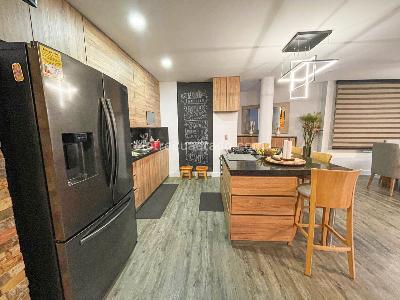 Casa de 4 alcobas en arriendo en Envigado, Envigado, 400 m² · foto 4 de 17