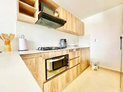 Apartamento de 2 alcobas en arriendo en El Poblado, Medellín, 86 m² · foto 4 de 9