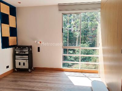 Apartamento de 3 alcobas en venta en El Poblado, Medellín, 280 m² · foto 16 de 20