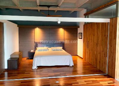 Apartamento de 2 alcobas en venta en El Poblado, Medellín, 145 m² · foto 10 de 14