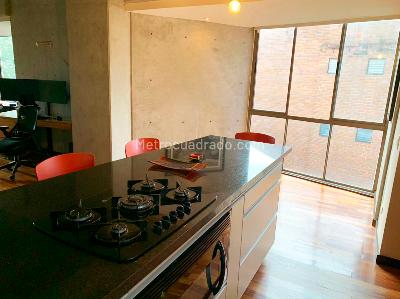 Apartamento de 2 alcobas en venta en El Poblado, Medellín, 145 m² · foto 4 de 14