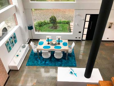 Casa en venta en Envigado, Envigado · foto 3 de 17