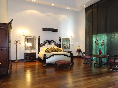 Casa de 5 alcobas en arriendo en Envigado, Envigado, 1000 m² · foto 13 de 20