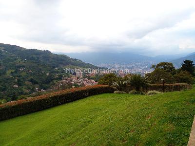 Casa de 5 alcobas en venta en Envigado, Envigado, 1000 m² · foto 19 de 20