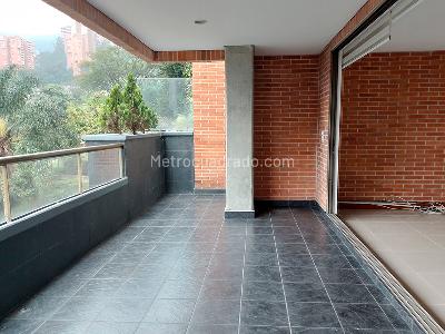 Apartamento en venta en El Poblado, Medellín · foto 16 de 17