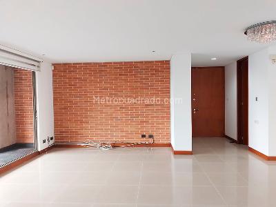 Apartamento en venta en El Poblado, Medellín · foto 3 de 17