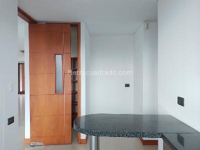 Apartamento en venta en El Poblado, Medellín · foto 8 de 17
