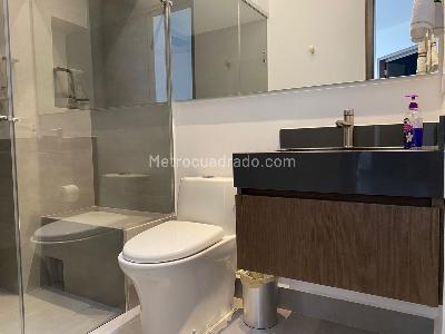 Casa de 3 alcobas en venta en El Poblado, Medellín, 520 m² · foto 15 de 20