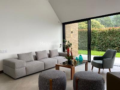Casa de 3 alcobas en venta en El Poblado, Medellín, 520 m² · foto 2 de 20